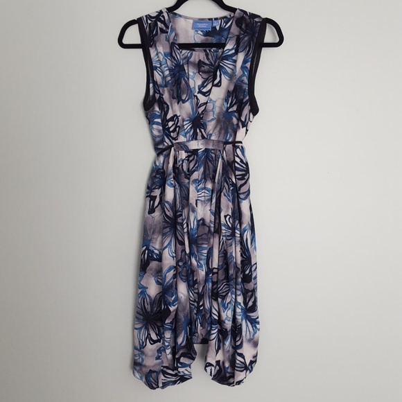 Simply Vera Vera Wang Dresses & Skirts - NWOT Simply Vera Asymmetric Dress Blue Flower